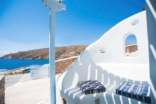 The Big Blue Hotel Ormos Aigialis Exterior foto