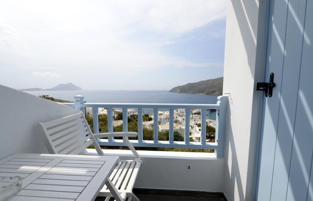 The Big Blue Hotel Ormos Aigialis Quarto foto